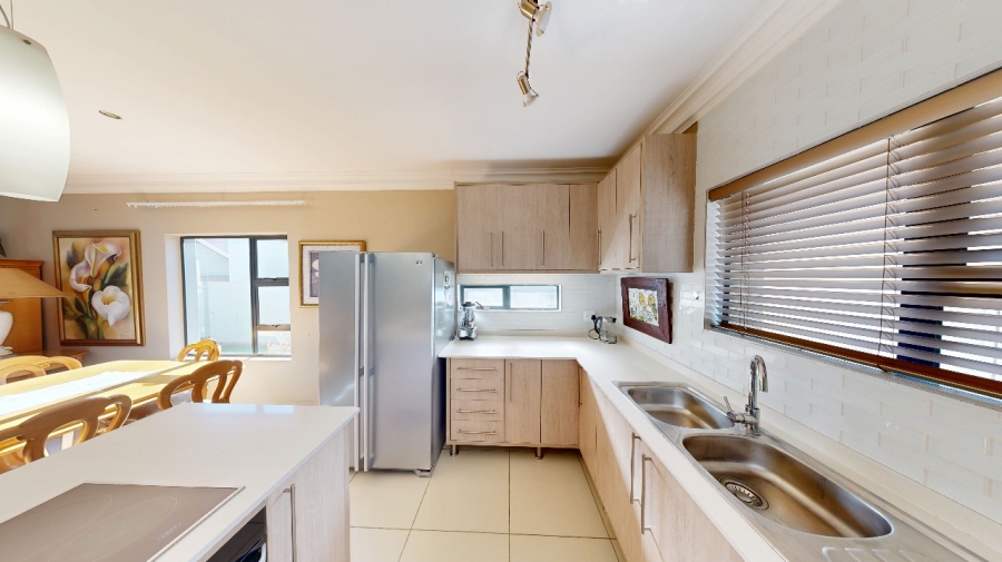 3 Bedroom Property for Sale in Wild Olive Estate Free State